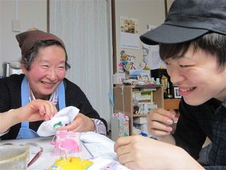 どれどれ_s.jpg