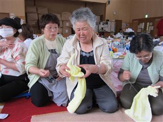 婦人会の方の講師デビュー初日_s.jpg